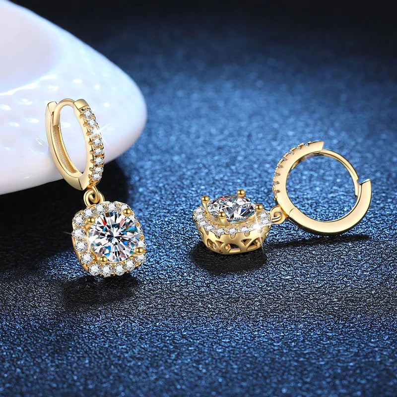 Aurelie™ 18K Gold 1CT Moissanite Square Studs